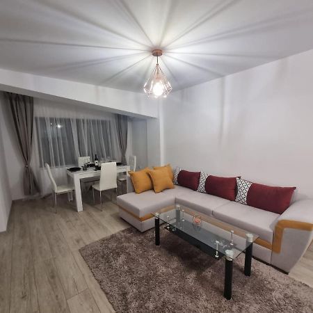 Dreams Escape 2 Daire Craiova Dış mekan fotoğraf